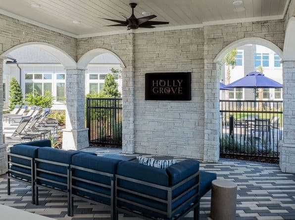 Holly Grove photo