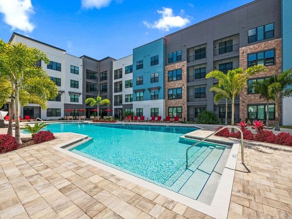 The Pointe at Lakewood Ranch - 55+ Active Adult Apartment Homes photo