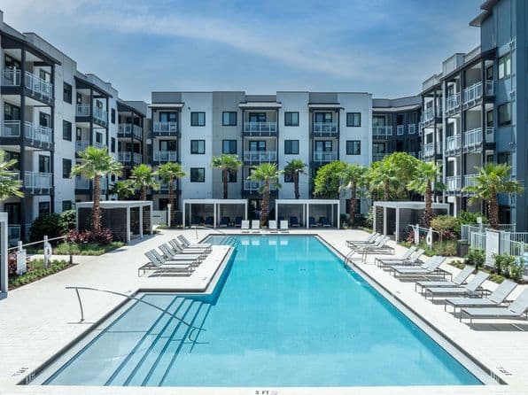 Broadstone Marina Bay housing exterior