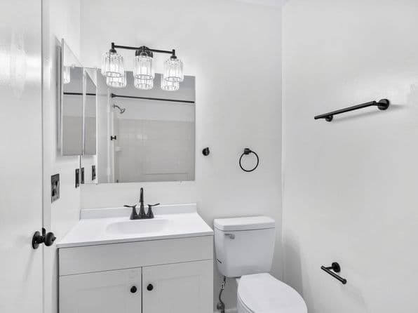 Canterbury Place Apartments photo