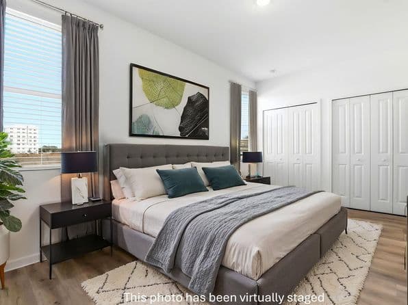 Venture Apartments photo