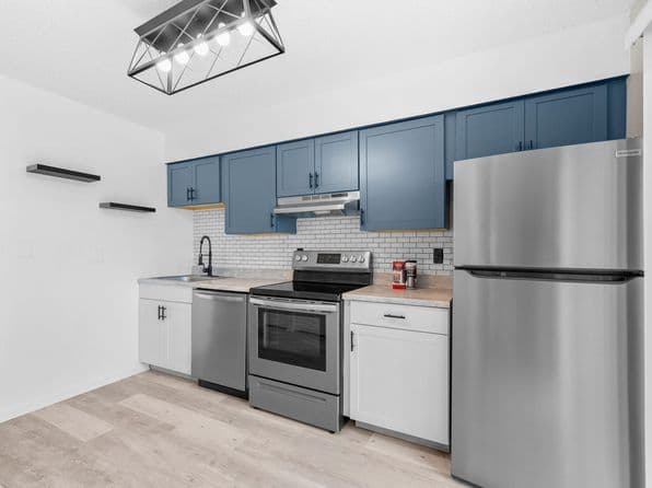 Canterbury Place Apartments photo