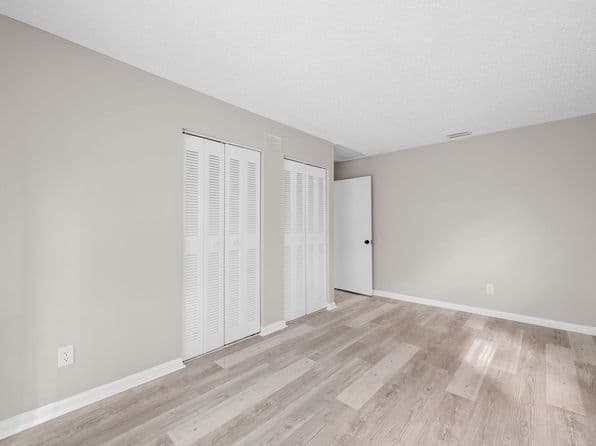 Canterbury Place Apartments photo